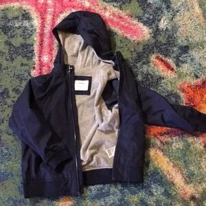 blue Old Navy Jersey lined Windbreaker/raincoat with zipper and hood.  Sz 6/7